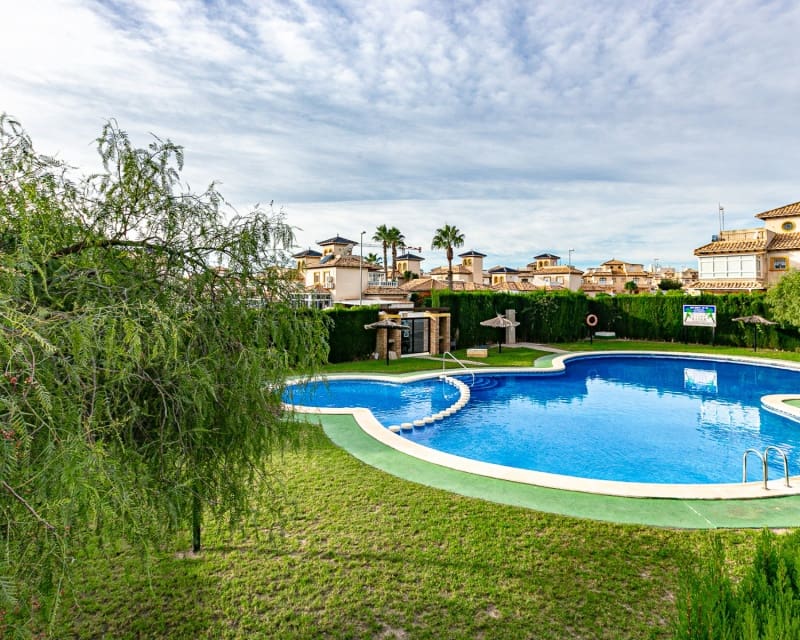 2 bedroom Apartment for sale in La Zenia with pool - € 155,000 (Ref: 9699941)