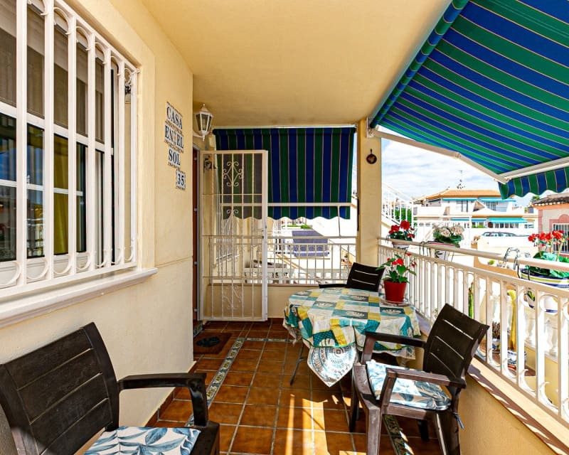 2 bedroom Apartment for sale in Playa Flamenca with pool - € 199,999 (Ref: 9699948)