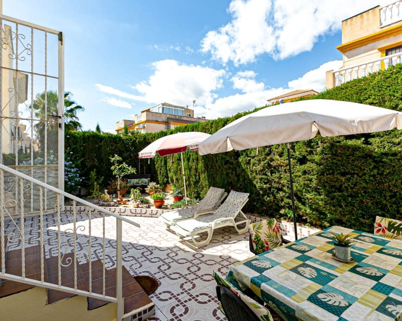 2 bedroom Apartment for sale in Playa Flamenca with pool - € 199,999 (Ref: 9699948)