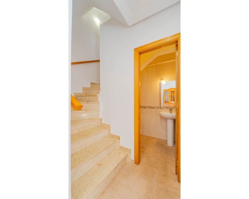 2 slaapkamer Huis te koop in Los Altos met zwembad - € 199.000 (Ref: 9699954)