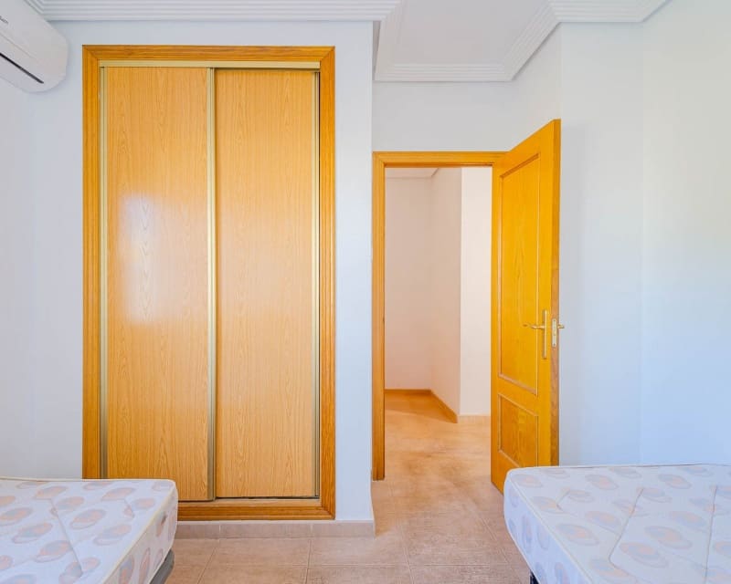 2 slaapkamer Huis te koop in Los Altos met zwembad - € 199.000 (Ref: 9699954)