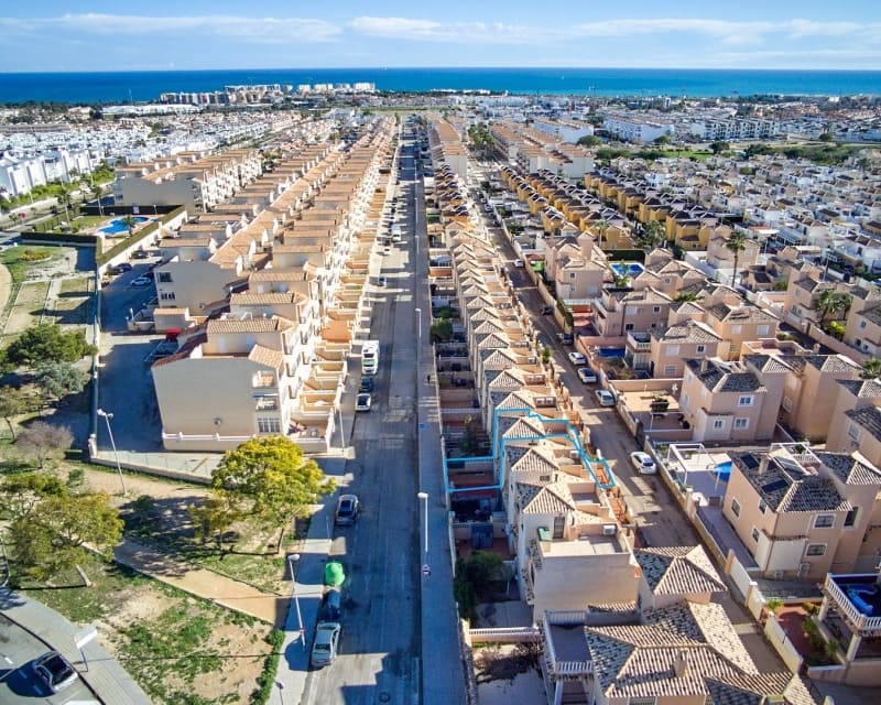 2 slaapkamer Huis te koop in Los Altos met zwembad - € 199.000 (Ref: 9699954)