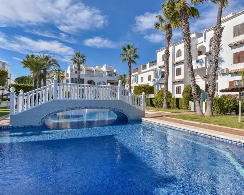 2 sovrum Lägenhet till salu i Pueblo Bravo med pool - 155 000 € (Ref: 9699958)