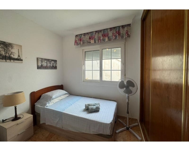 2 bedroom Apartment for sale in Villamartin with pool - € 140,000 (Ref: 9699959)