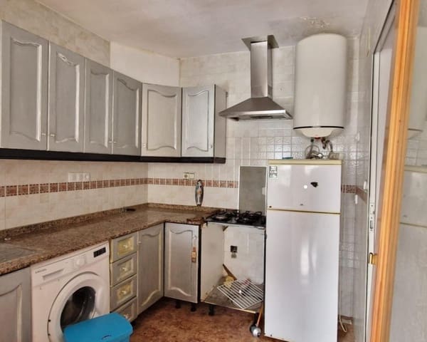 Chalet de 3 habitaciones en Los Balcones en venta con piscina - 204.000 € (Ref: 9700053)