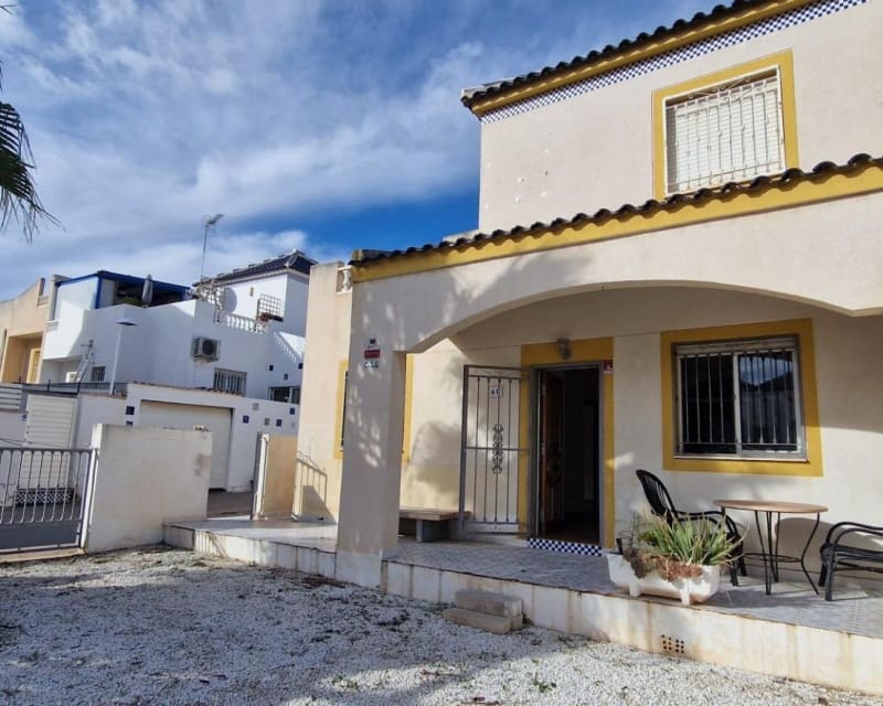 3 bedroom Villa for sale in Los Balcones with pool - € 204,000 (Ref: 9700053)