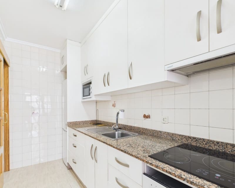 3 bedroom Townhouse for sale in Los Alcazares - € 150,000 (Ref: 9701387)