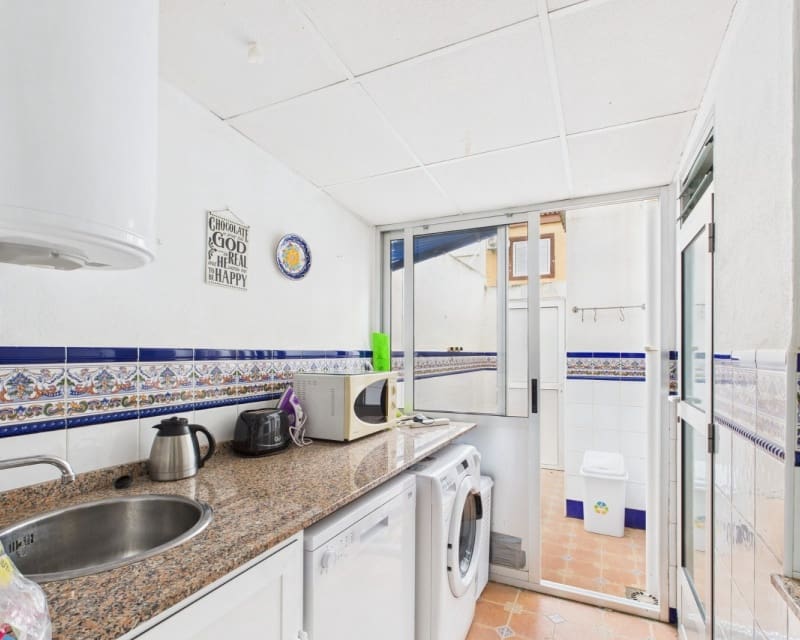 3 bedroom Townhouse for sale in Los Alcazares - € 150,000 (Ref: 9701387)