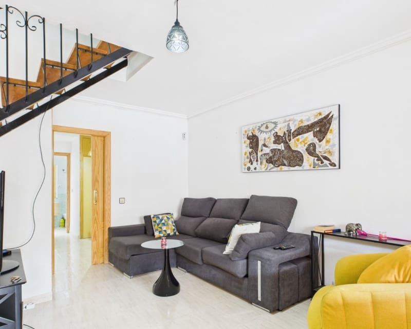 3 bedroom Townhouse for sale in Los Alcazares - € 150,000 (Ref: 9701387)