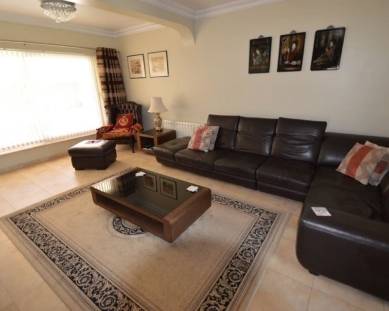 4 bedroom Villa for sale in Cabo Roig - € 1,100,000 (Ref: 9724909)