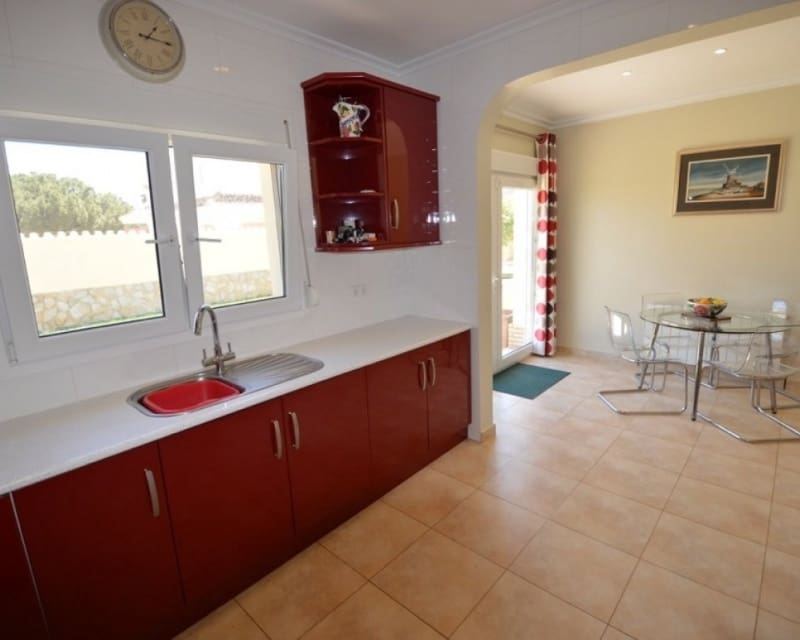 4 bedroom Villa for sale in Cabo Roig - € 1,100,000 (Ref: 9724909)