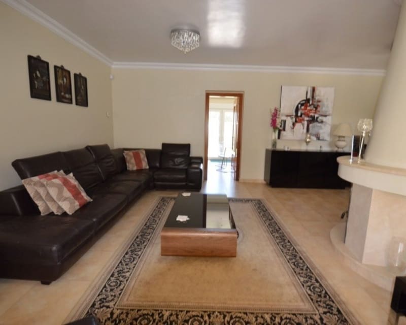 4 bedroom Villa for sale in Cabo Roig - € 1,100,000 (Ref: 9724909)