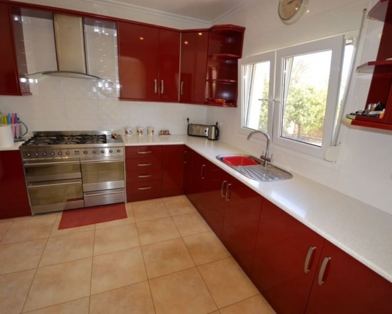 4 bedroom Villa for sale in Cabo Roig - € 1,100,000 (Ref: 9724909)