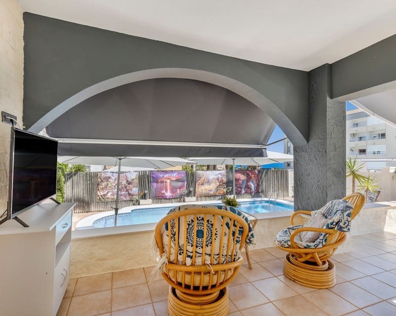 4 bedroom Villa for sale in Rocio del Mar - € 656,000 (Ref: 9724912)