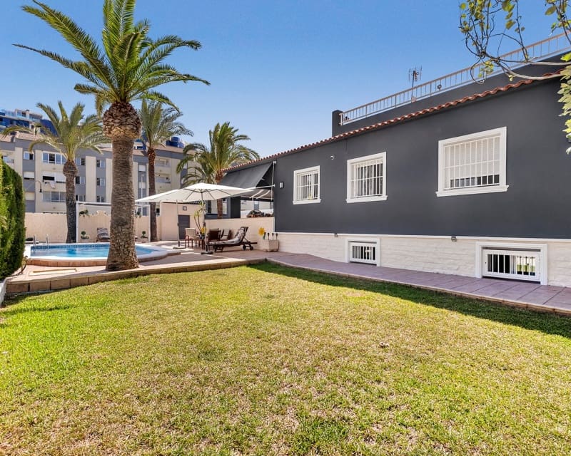 4 bedroom Villa for sale in Rocio del Mar - € 656,000 (Ref: 9724912)