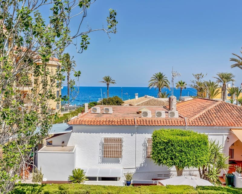 4 bedroom Villa for sale in Rocio del Mar - € 656,000 (Ref: 9724912)