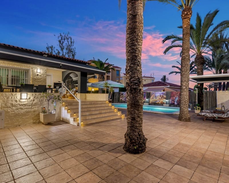 4 bedroom Villa for sale in Rocio del Mar - € 656,000 (Ref: 9724912)