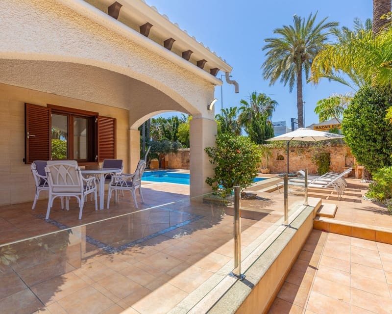 4 slaapkamer Villa te koop in Orihuela Costa - € 749.900 (Ref: 9724913)