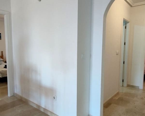 Apartamento de 2 habitaciones en Villamartin, Orihuela en venta con piscina - 169.900 € (Ref: 9724917)