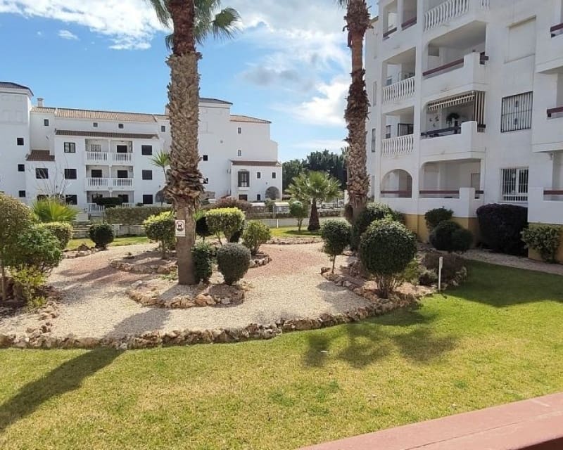 2 bedroom Apartment for sale in Villamartin with pool - € 169,900 (Ref: 9724917)