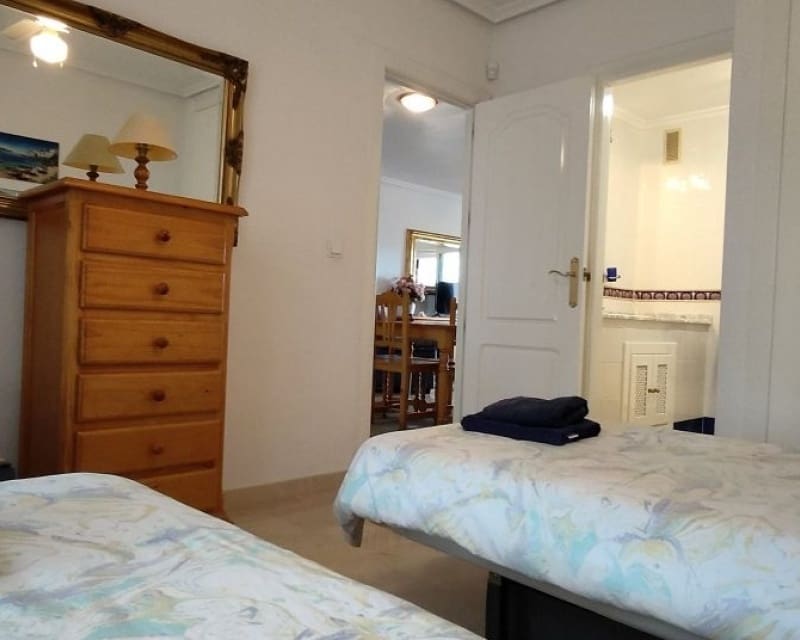 2 bedroom Apartment for sale in Villamartin with pool - € 169,900 (Ref: 9724917)