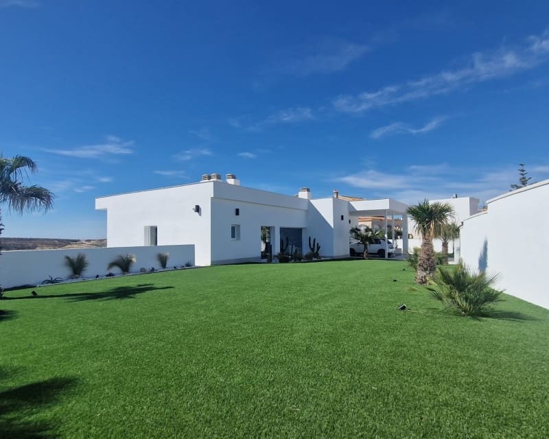 Villa/Maison à vendre à La Marina - 1 590 000 € (Ref: 9724918)