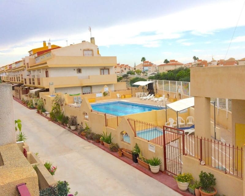 3 Zimmer Haus zu verkaufen in Playa Flamenca - 182.000 € (Ref: 9724922)