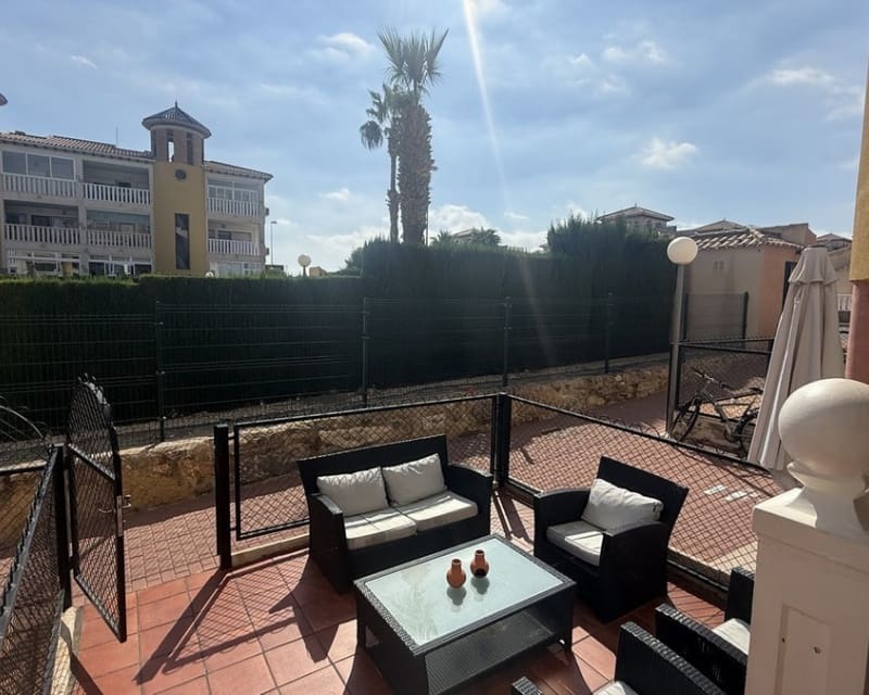 2 bedroom Apartment for sale in Villamartin - € 149,995 (Ref: 9724923)