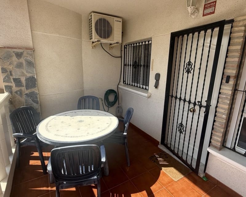 2 bedroom Apartment for sale in Villamartin - € 149,995 (Ref: 9724923)