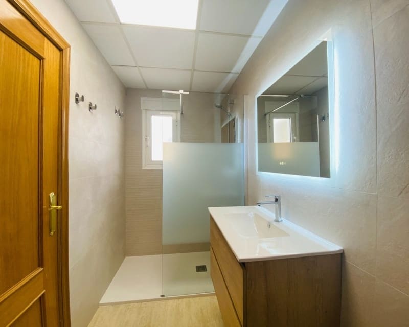 2 bedroom Apartment for sale in Villamartin - € 174,000 (Ref: 9724924)