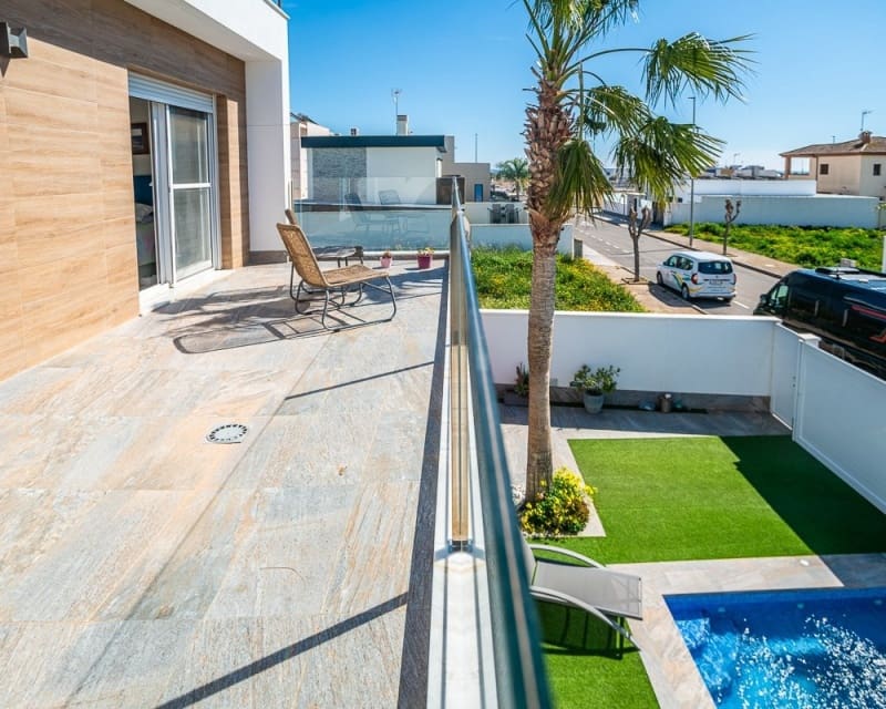 3 sypialnia Willa na sprzedaż w Pilar de la Horadada z basenem - 450 000 € (Ref: 9724927)