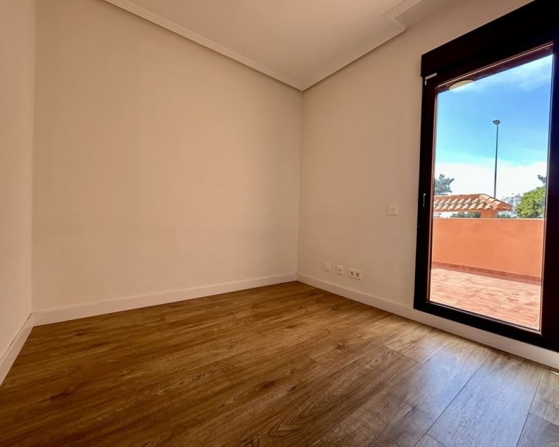 Apartamento de 3 habitaciones en Los Alcázares en venta - 275.000 € (Ref: 9724928)