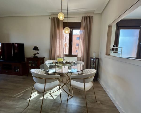 Apartamento de 3 habitaciones en Centro, Los Alcázares en venta - 275.000 € (Ref: 9724928)