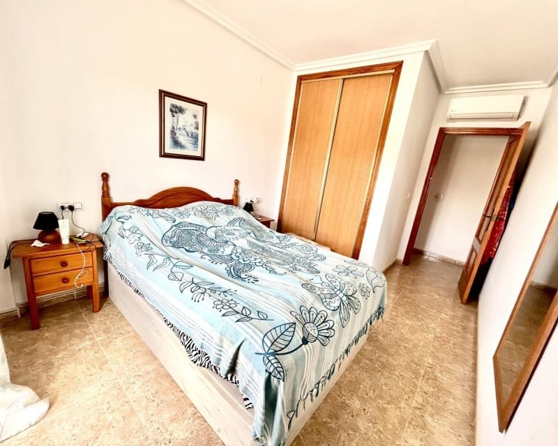 2 bedroom Apartment for sale in Cabo Roig with pool - € 174,995 (Ref: 9724930)