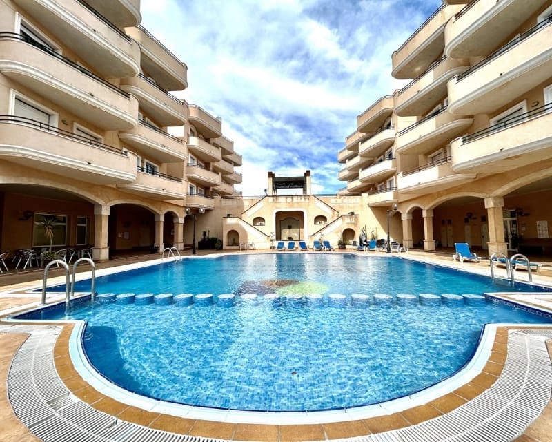 2 bedroom Apartment for sale in Cabo Roig with pool - € 174,995 (Ref: 9724930)