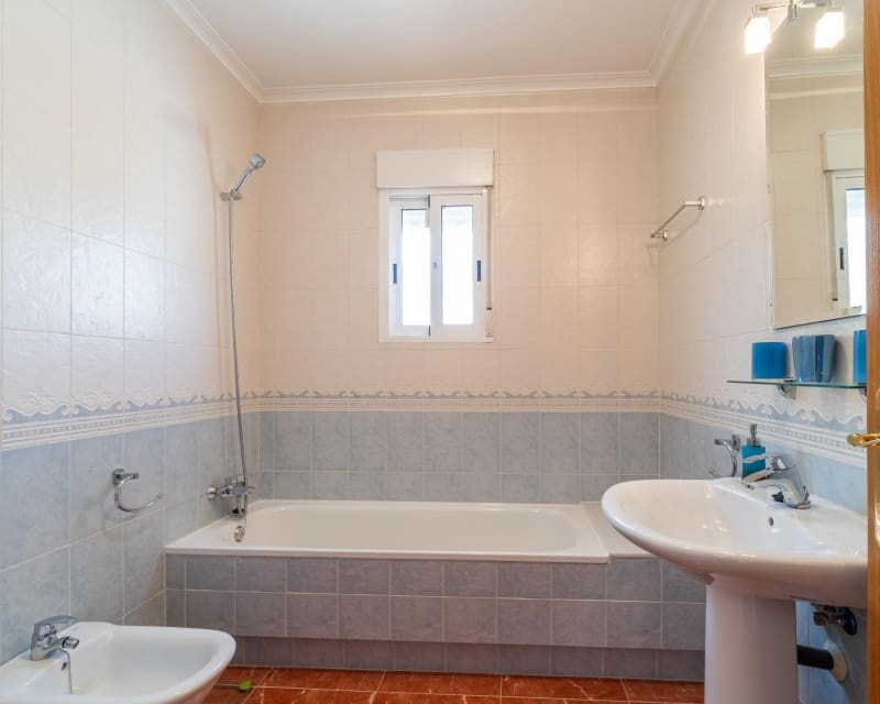 3 slaapkamer Huis te koop in Villamartin met zwembad - € 219.000 (Ref: 9724932)