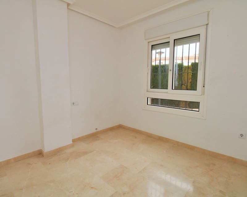 2 bedroom Apartment for sale in Playa Flamenca with pool - € 169,000 (Ref: 9724939)