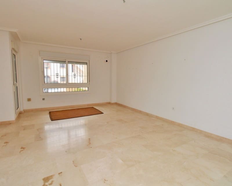 2 bedroom Apartment for sale in Playa Flamenca with pool - € 169,000 (Ref: 9724939)