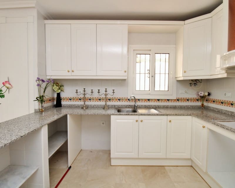 2 bedroom Apartment for sale in Playa Flamenca with pool - € 169,000 (Ref: 9724939)