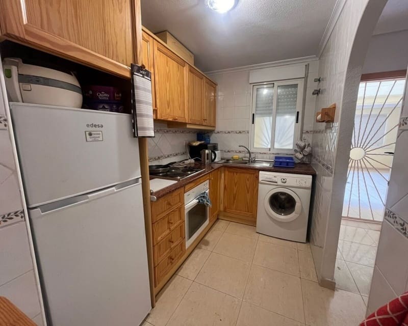 2 bedroom Apartment for sale in Algorfa with pool - € 104,995 (Ref: 9724942)