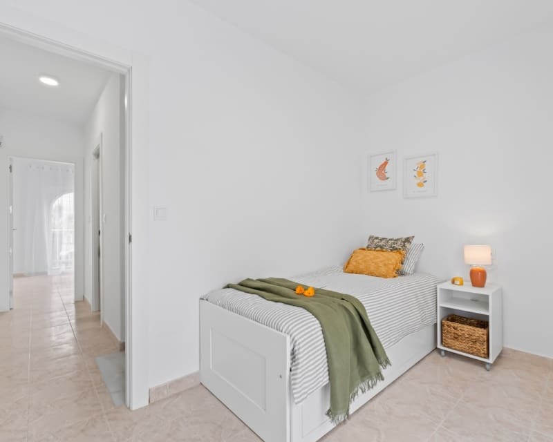 2 soverom Hus til salgs i La Florida med svømmebasseng - € 205 000 (Ref: 9724945)