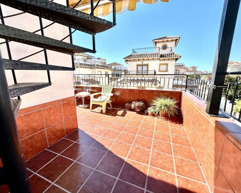 2 slaapkamer Appartement te koop in Orihuela Costa met zwembad - € 189.000 (Ref: 9724946)