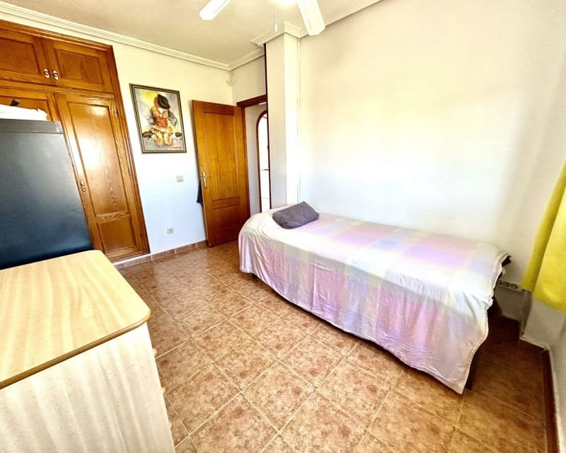 2 slaapkamer Appartement te koop in Orihuela Costa met zwembad - € 189.000 (Ref: 9724946)