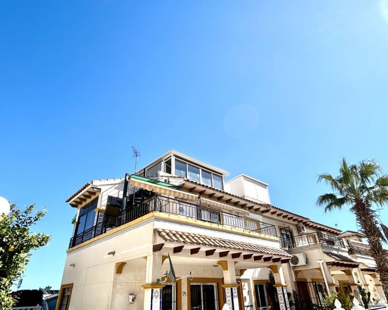 2 slaapkamer Appartement te koop in Orihuela Costa met zwembad - € 189.000 (Ref: 9724946)