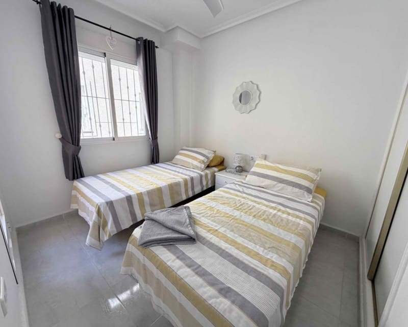 3 slaapkamer Huis te koop in Playa Flamenca met zwembad - € 205.000 (Ref: 9724947)