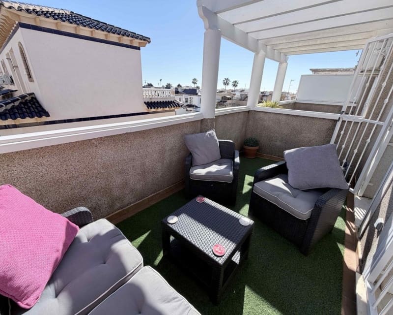3 slaapkamer Huis te koop in Playa Flamenca met zwembad - € 205.000 (Ref: 9724947)