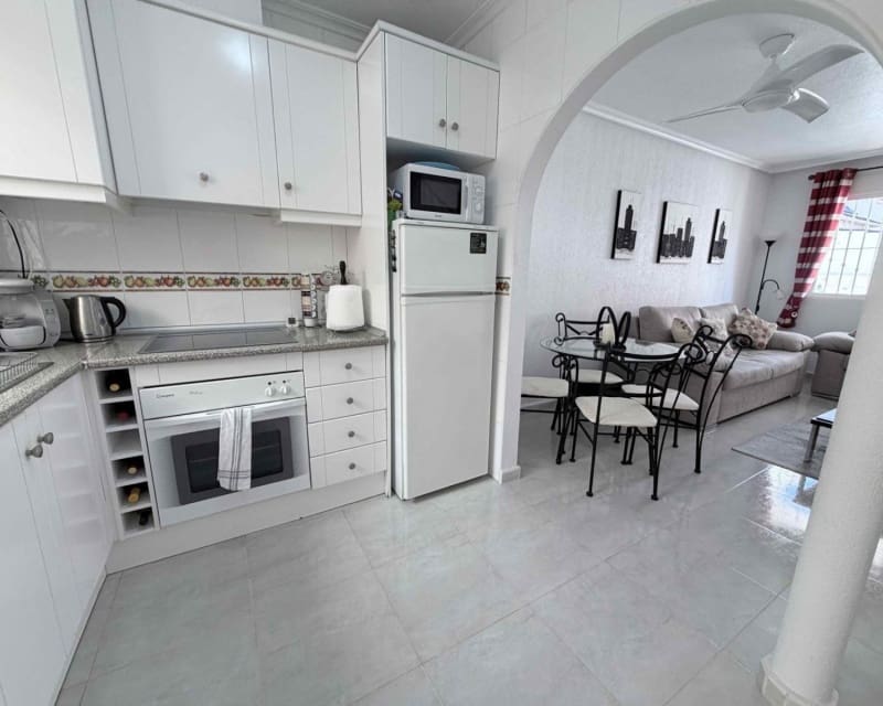 3 slaapkamer Huis te koop in Playa Flamenca met zwembad - € 205.000 (Ref: 9724947)