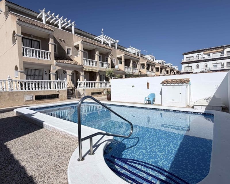 3 slaapkamer Huis te koop in Playa Flamenca met zwembad - € 205.000 (Ref: 9724947)