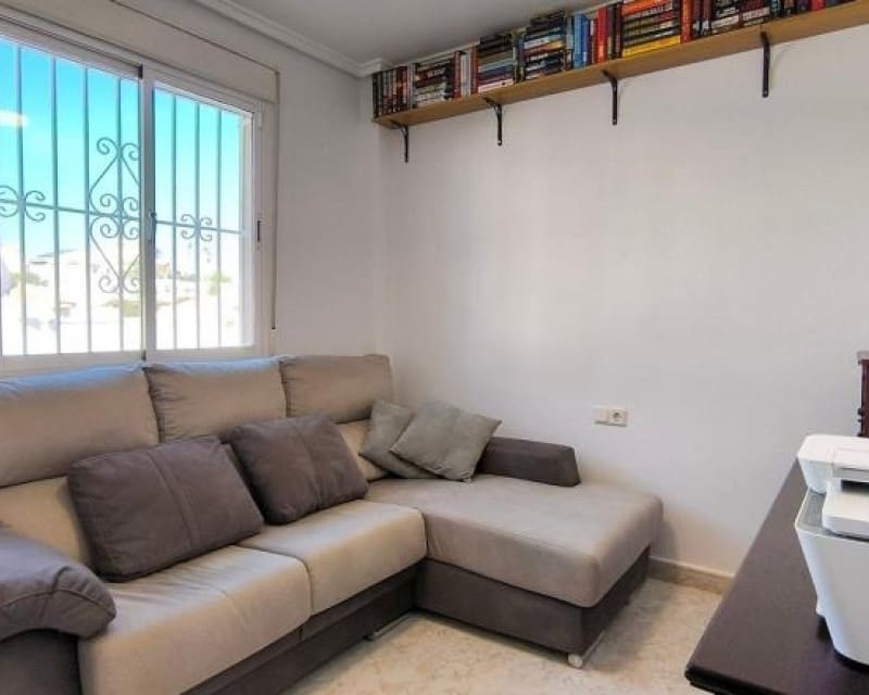 4 soverom Villa til salgs i La Marquesa med svømmebasseng - € 375 000 (Ref: 9724948)