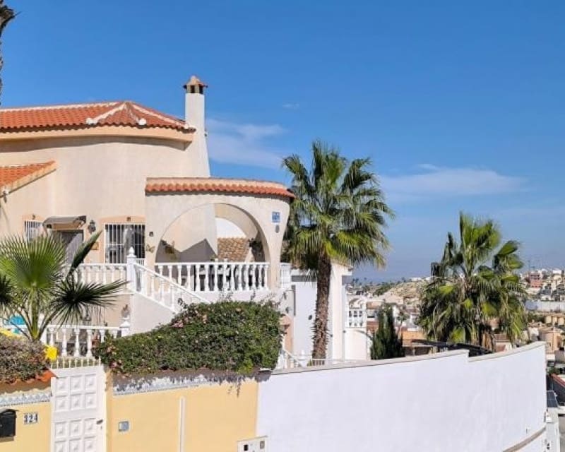 4 soverom Villa til salgs i La Marquesa med svømmebasseng - € 375 000 (Ref: 9724948)